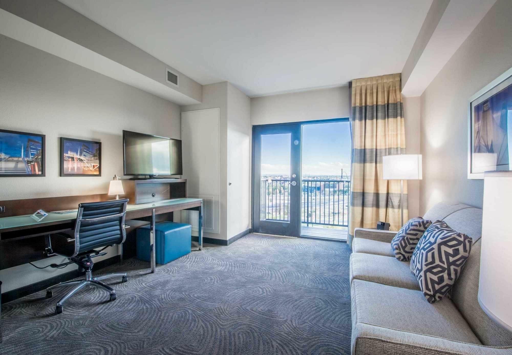 Fairfield Inn & Suites By Marriott Denver Downtown Bagian luar foto